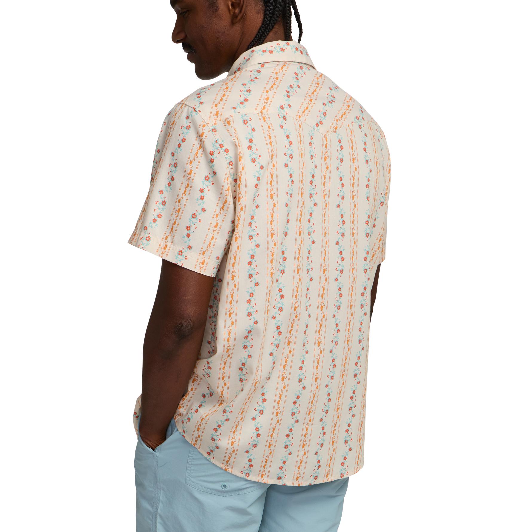 Howler Brothers Free Range Fleece Pullover Men's in Hibiscus Ribbons Riverbed Oxford